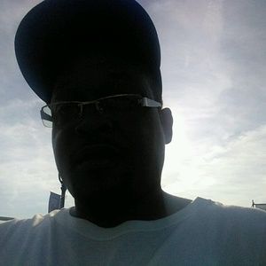 Pressure washer wheels